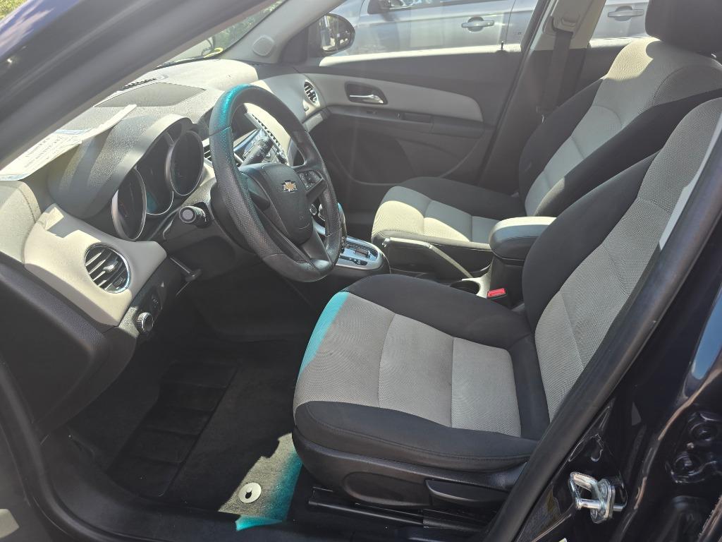 2016 Chevrolet Cruze - $7,450