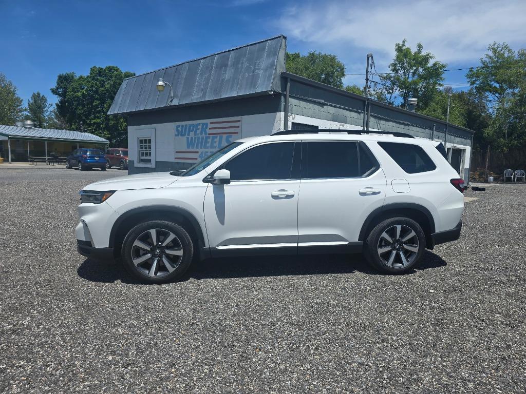 2025 Honda Pilot - $49,450