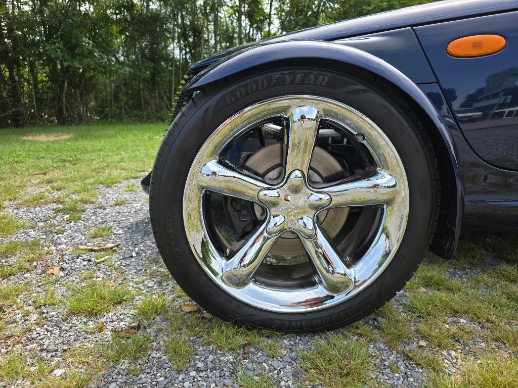 2001 Chrysler Prowler - $26,950