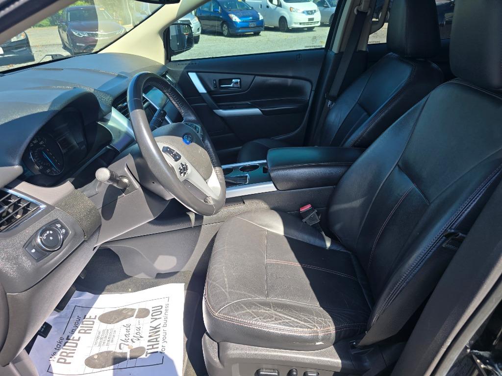 2011 Ford Edge - $5,950