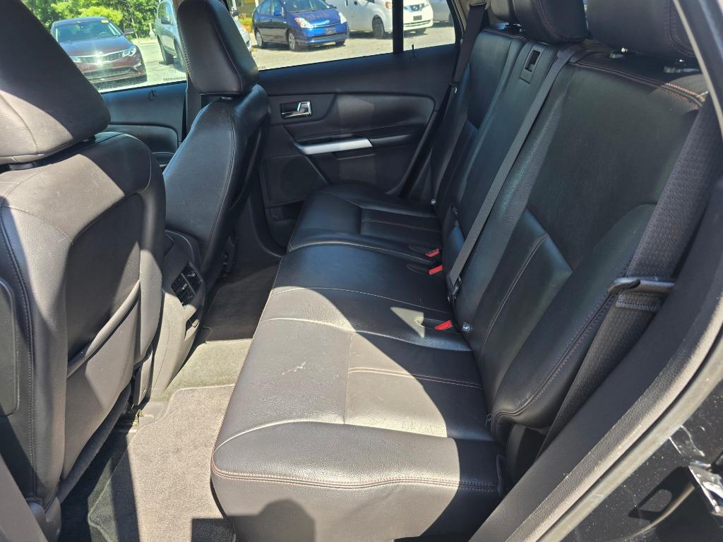 2011 Ford Edge - $5,950