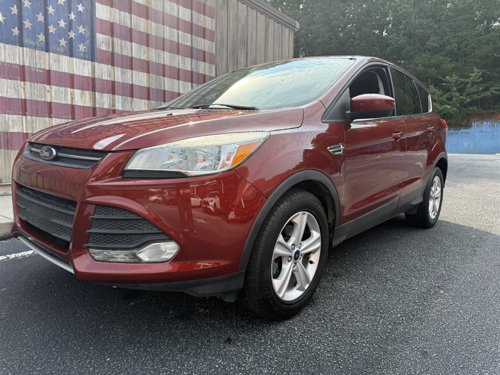 2016 Ford Escape - $12,133
