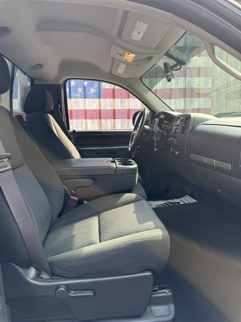 2013 Chevrolet Silverado - $17,624