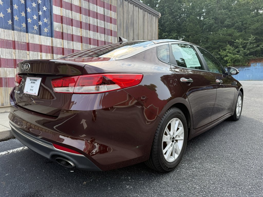 2016 Kia Optima - $10,953