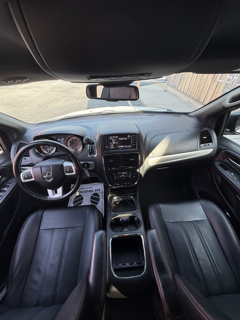 2018 Dodge Grand Caravan - $15,353