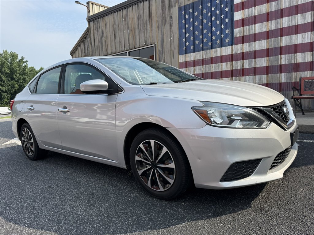 2017 Nissan Sentra - $9,775