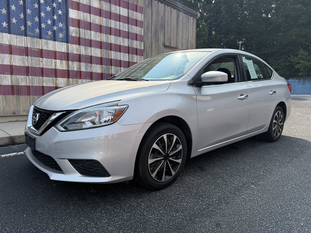 2017 Nissan Sentra - $9,775