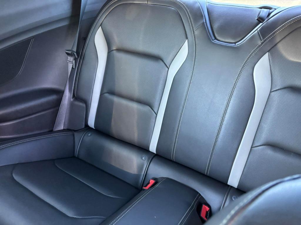 2020 Chevrolet Camaro - $29,995