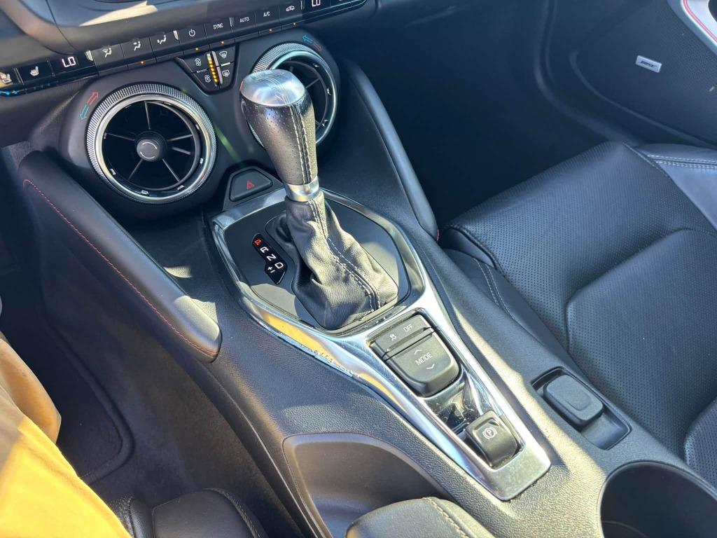 2020 Chevrolet Camaro - $29,995