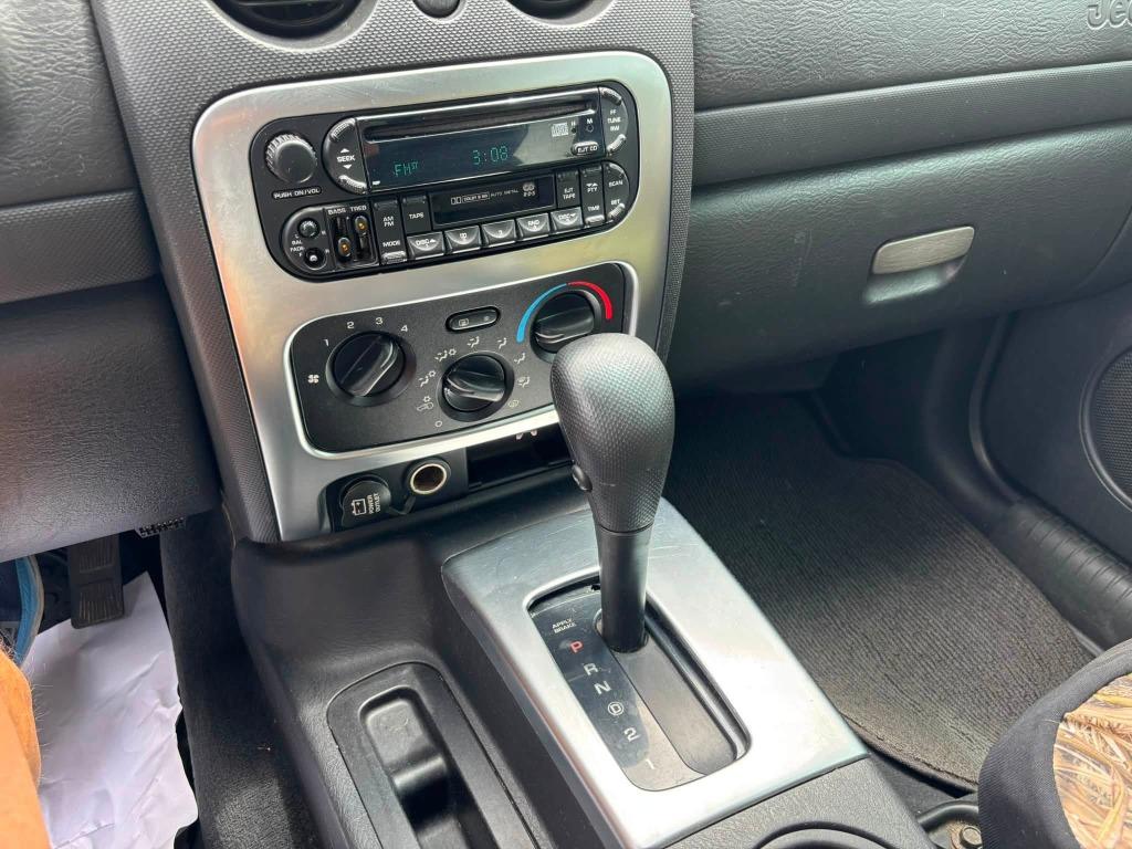 2002 Jeep Liberty - $3,995