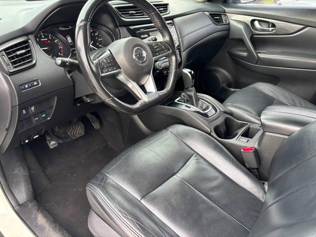 2017 Nissan Rogue - $11,473