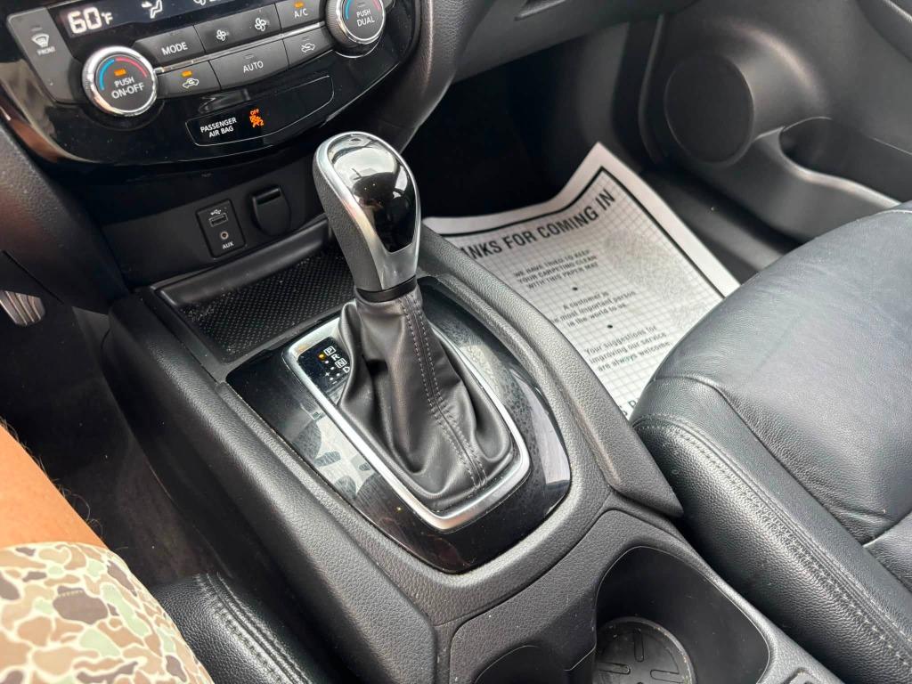 2017 Nissan Rogue - $11,473
