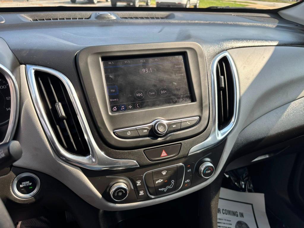 2021 Chevrolet Equinox LS photo 16
