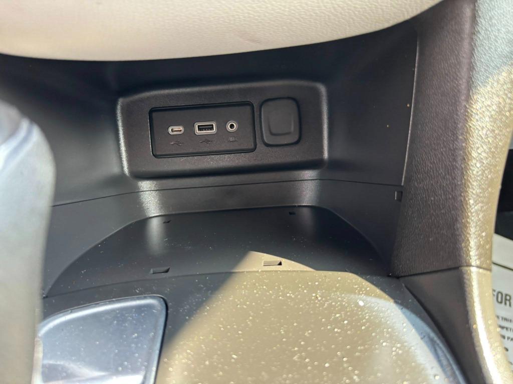 2021 Chevrolet Equinox LS photo 9