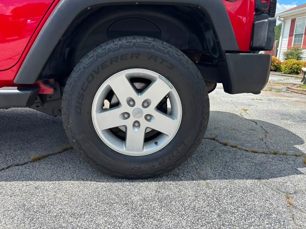 2012 Jeep Wrangler - $14,995