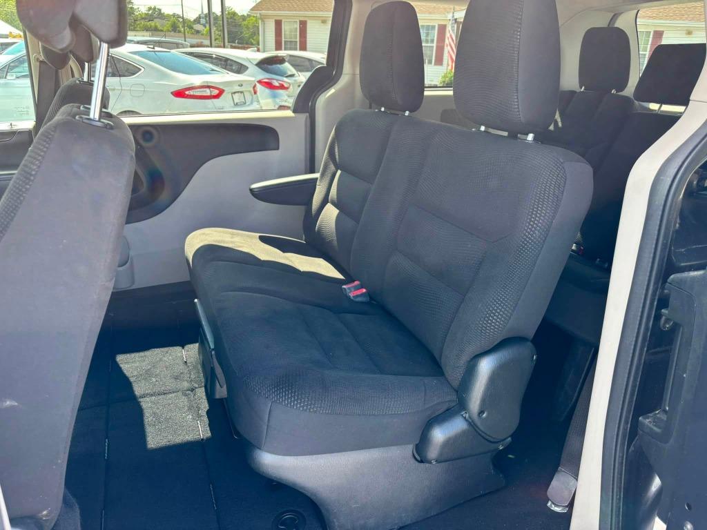 2020 Dodge Grand Caravan - $12,995