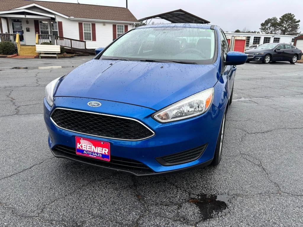 2018 Ford Focus SE photo