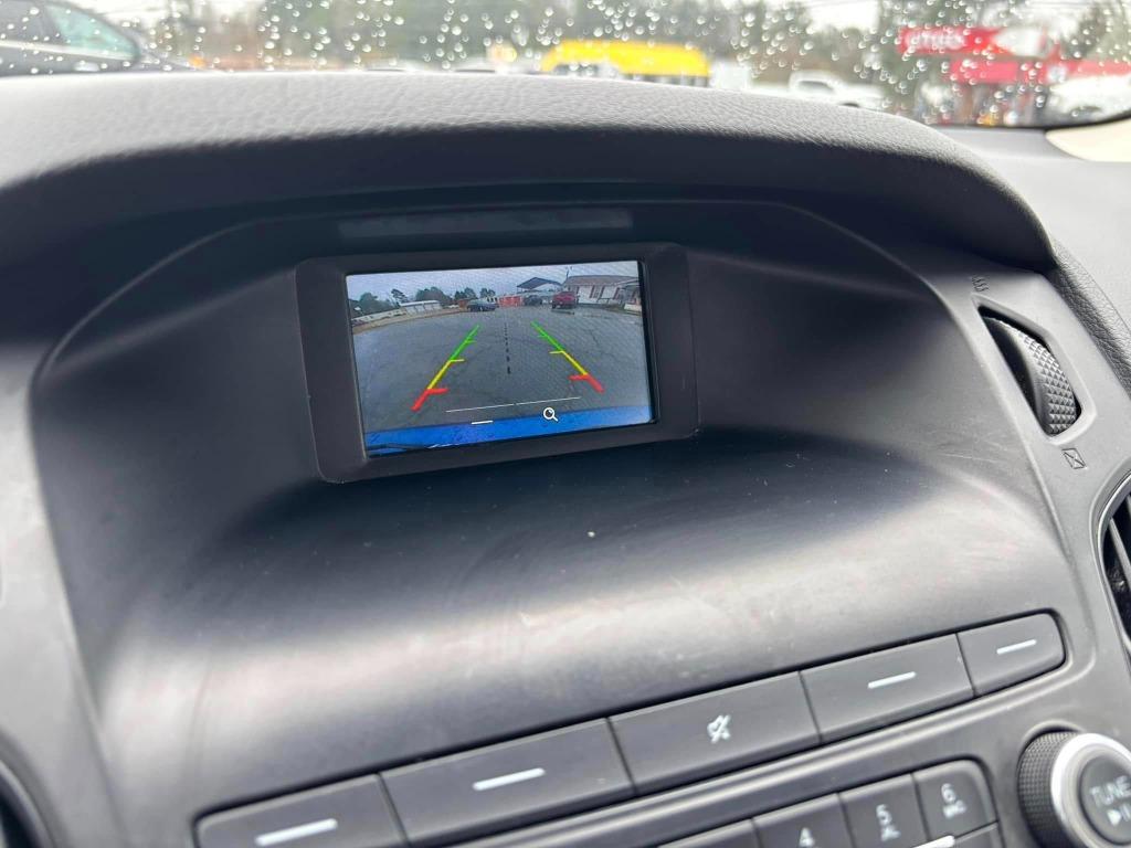 2018 Ford Focus SE photo