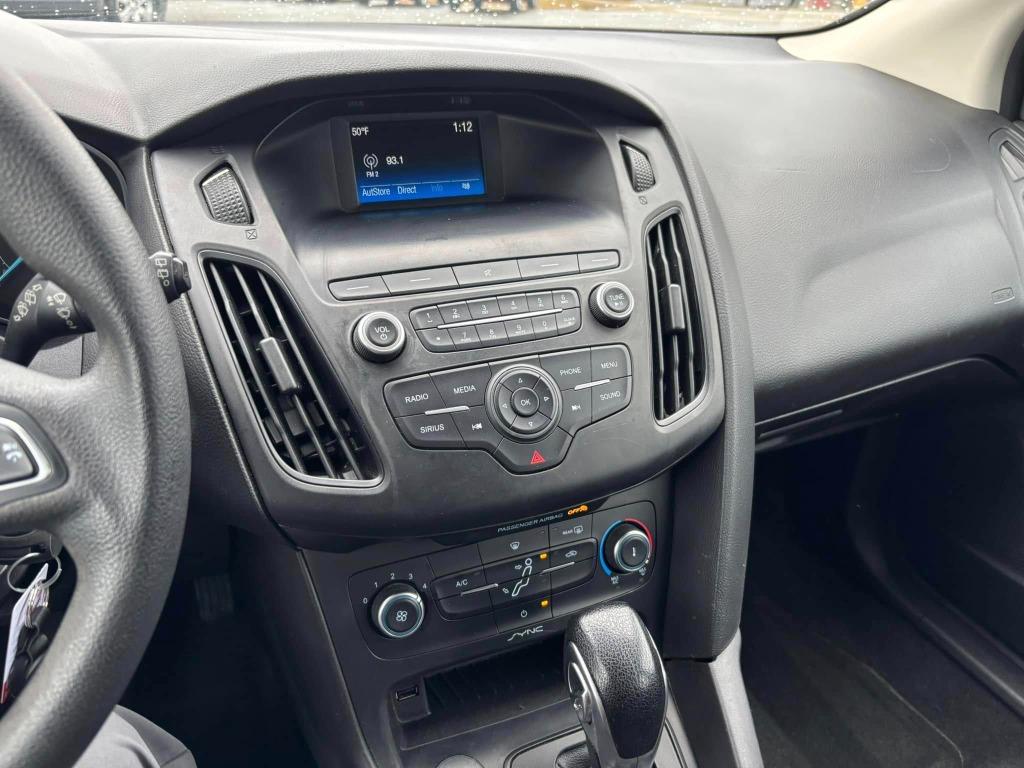 2018 Ford Focus SE photo