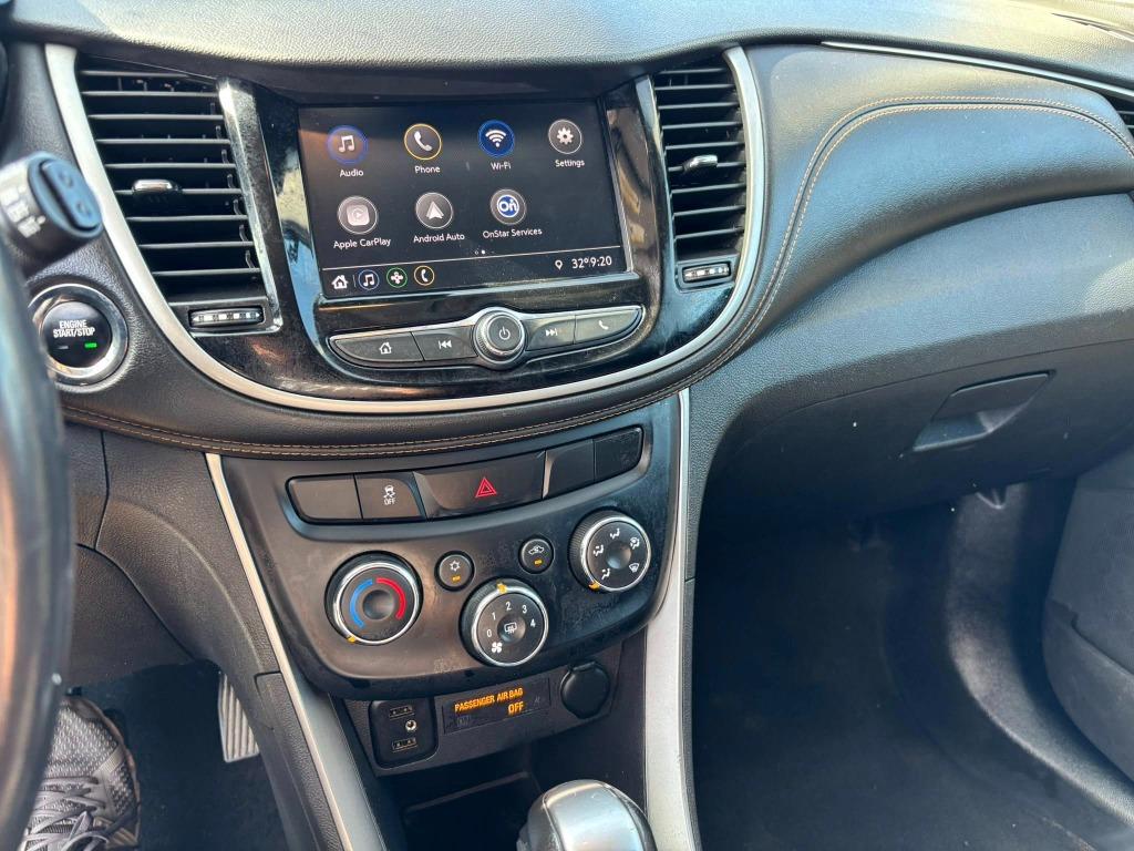 2020 Chevrolet Trax LT photo 18