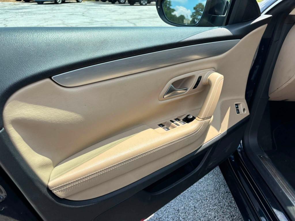 2014 Volkswagen CC - $9,995