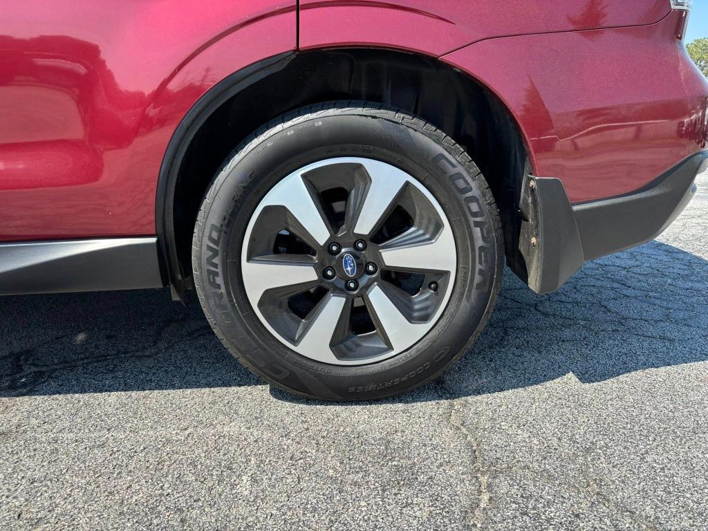 2018 Subaru Forester - $14,995