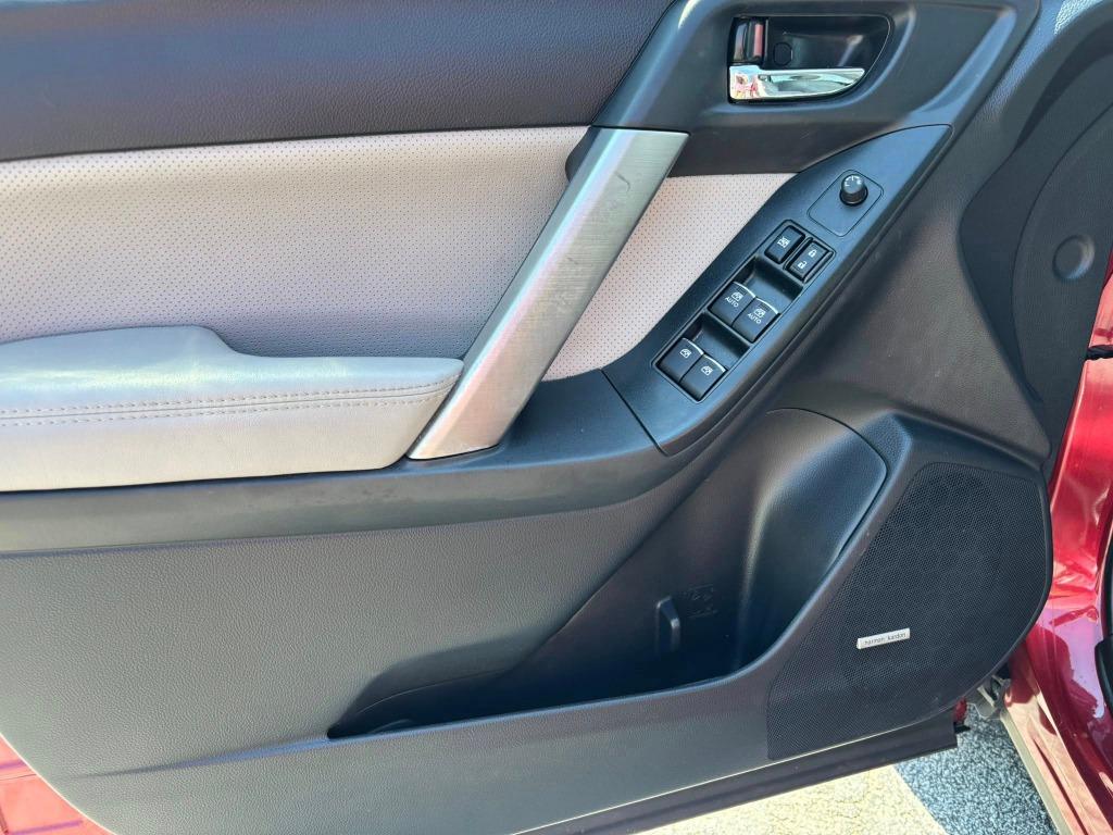 2018 Subaru Forester - $14,995