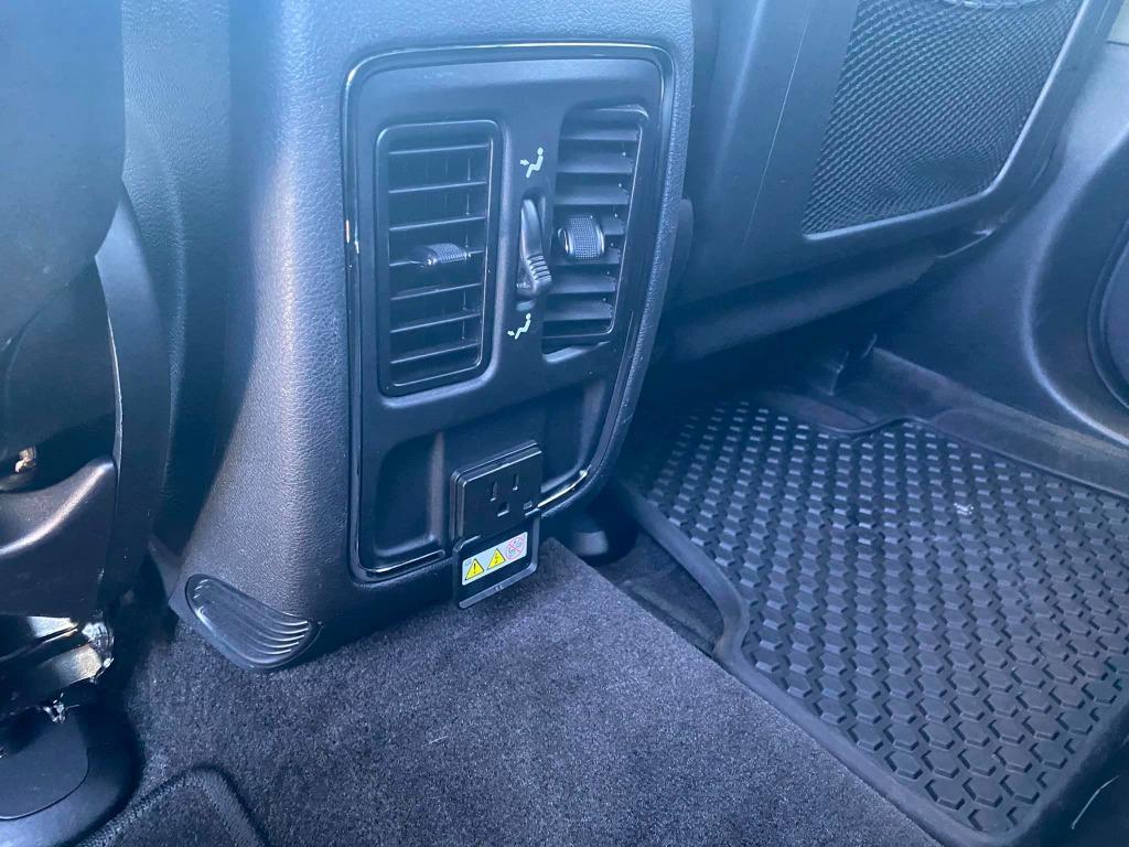 2018 Jeep Cherokee - $9,995