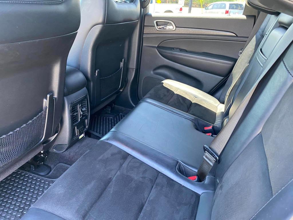 2018 Jeep Cherokee - $9,995