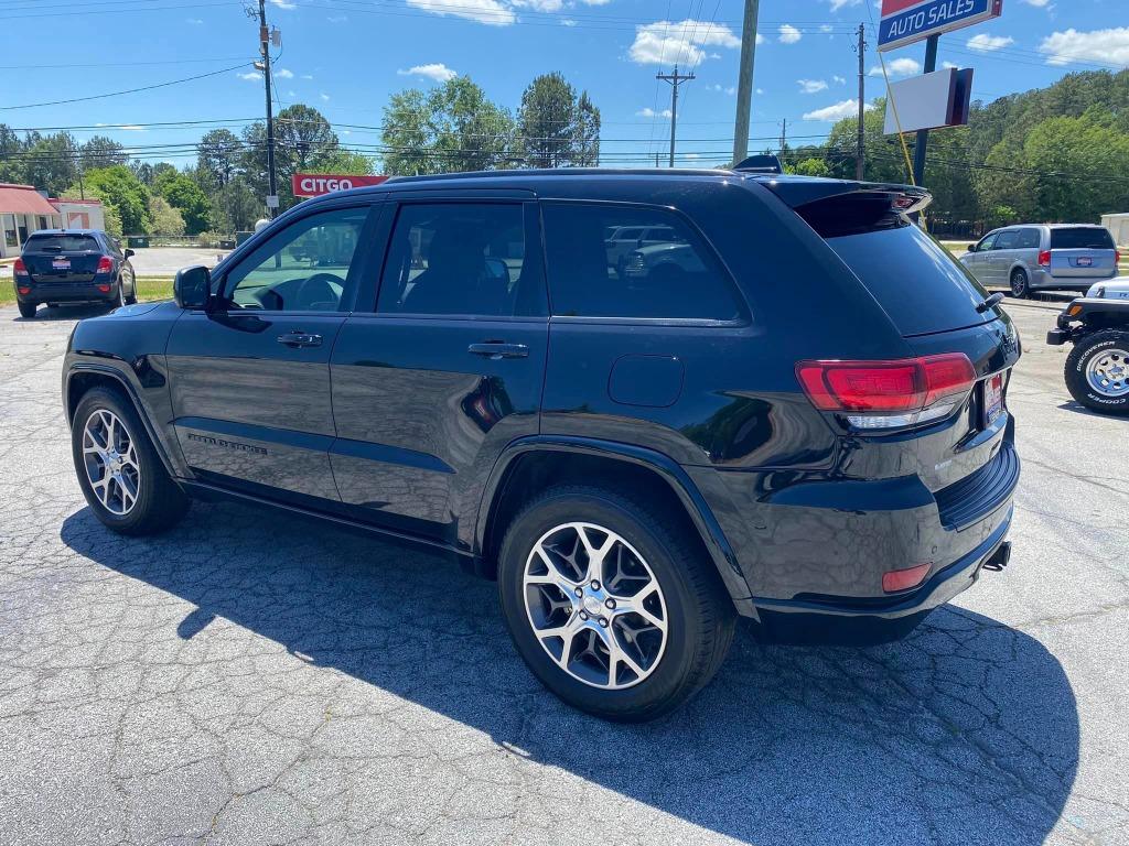 2018 Jeep Cherokee - $9,995