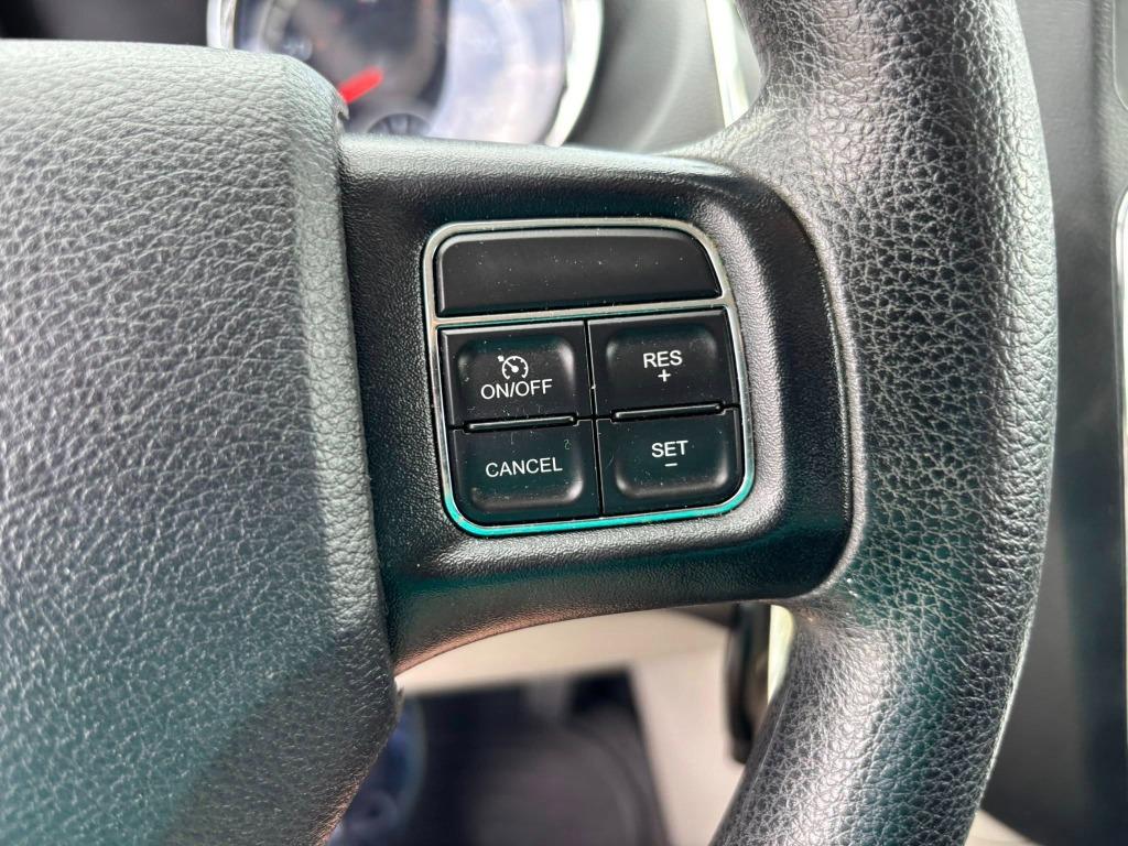 2015 Dodge Grand Caravan - $8,995