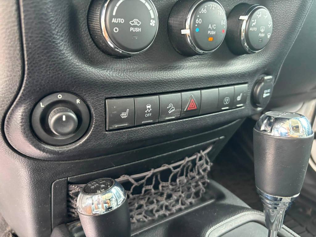 2015 Jeep Wrangler - $15,473