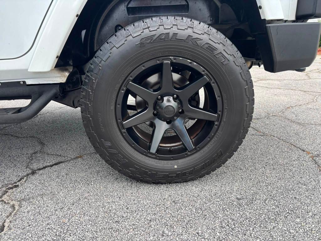2015 Jeep Wrangler - $15,473