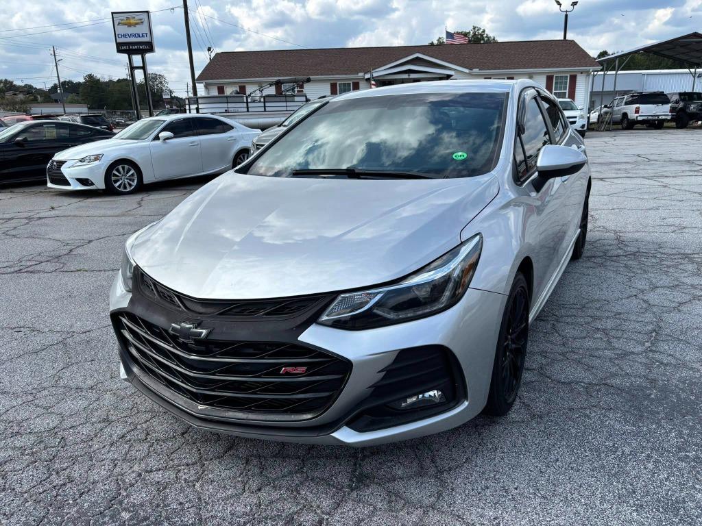 2019 Chevrolet Cruze - $12,995