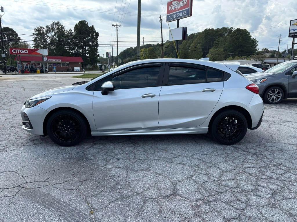 2019 Chevrolet Cruze - $12,995