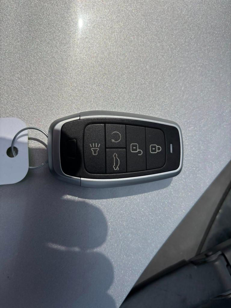 2019 Chevrolet Cruze - $12,995