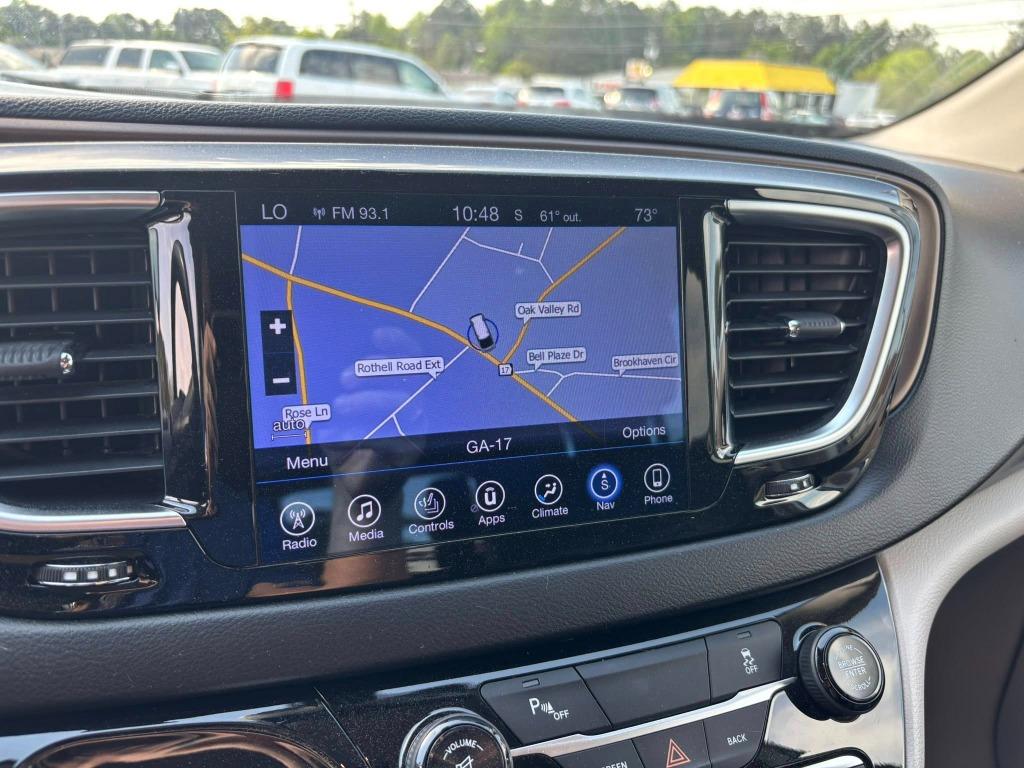 2017 Chrysler Pacifica Touring L Plus photo