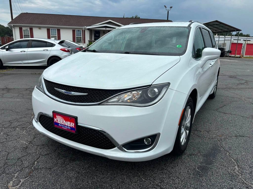 2019 Chrysler Pacifica - $12,473