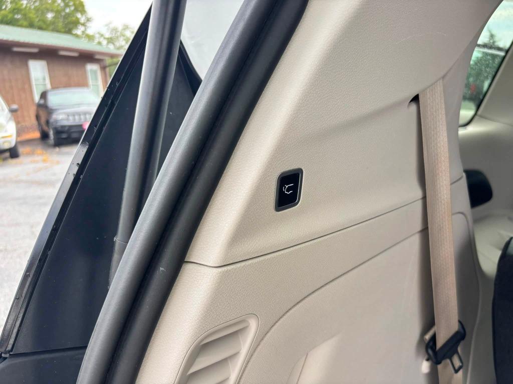2019 Chrysler Pacifica - $12,473