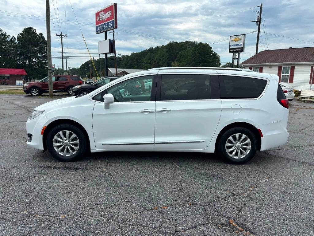 2019 Chrysler Pacifica - $12,473