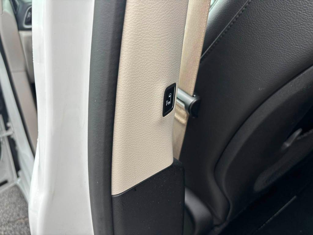 2019 Chrysler Pacifica - $12,473