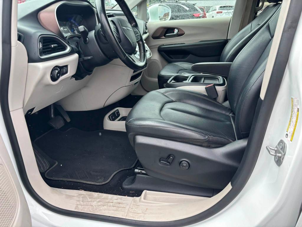 2019 Chrysler Pacifica - $12,473