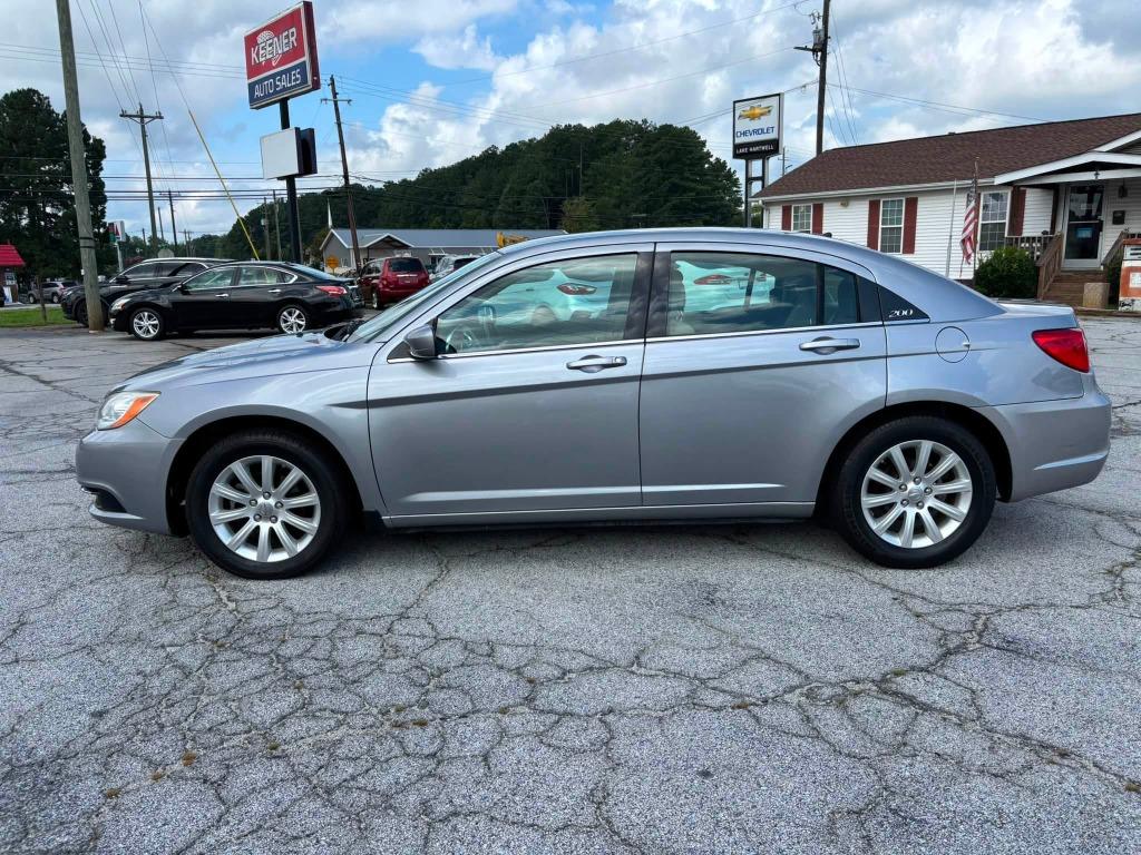 2013 Chrysler 200 - $6,473