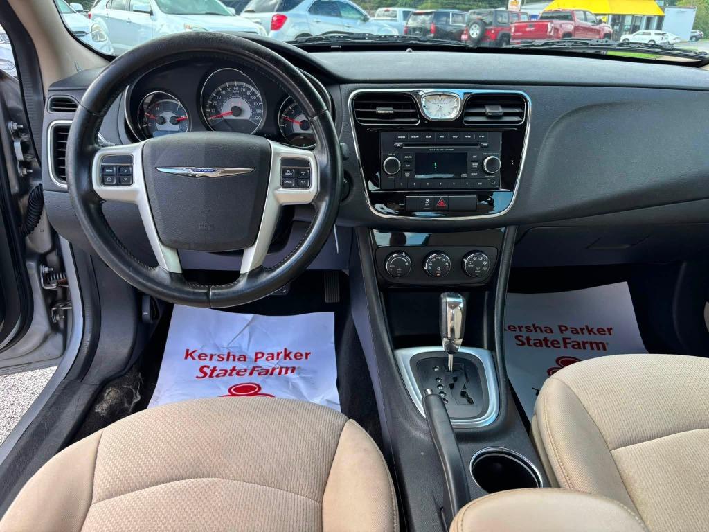 2013 Chrysler 200 - $6,473