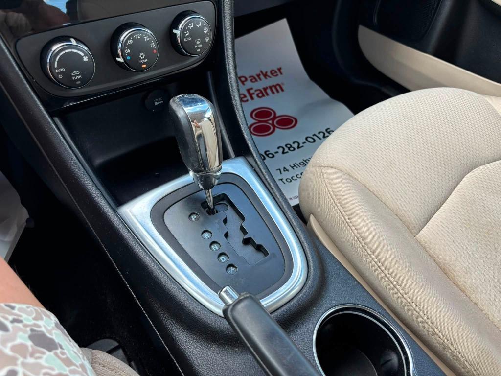 2013 Chrysler 200 - $6,473