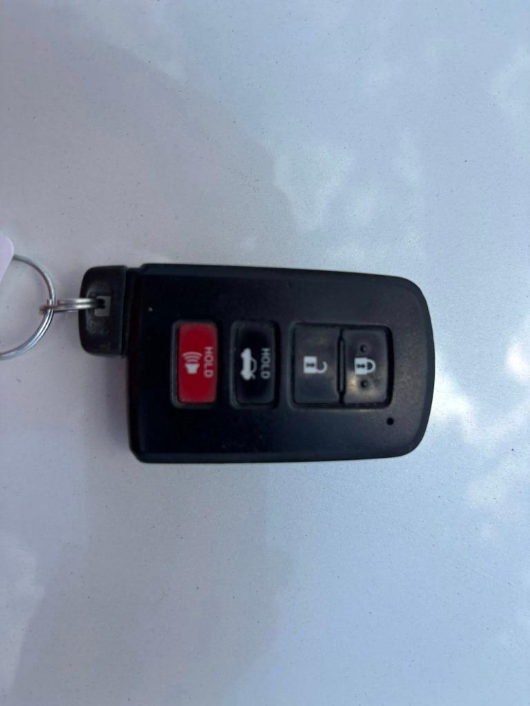 2017 Toyota Camry - $12,995