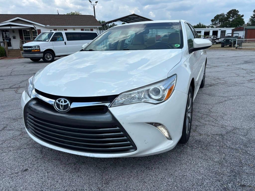 2017 Toyota Camry - $12,995
