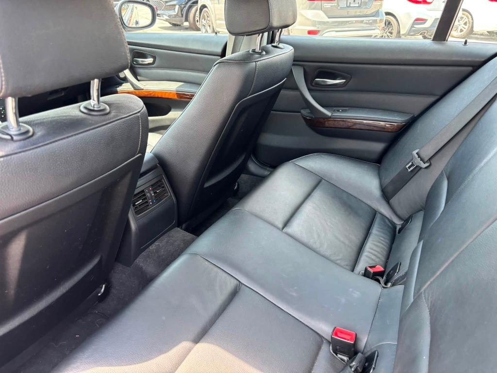 2011 BMW 328i - $8,473