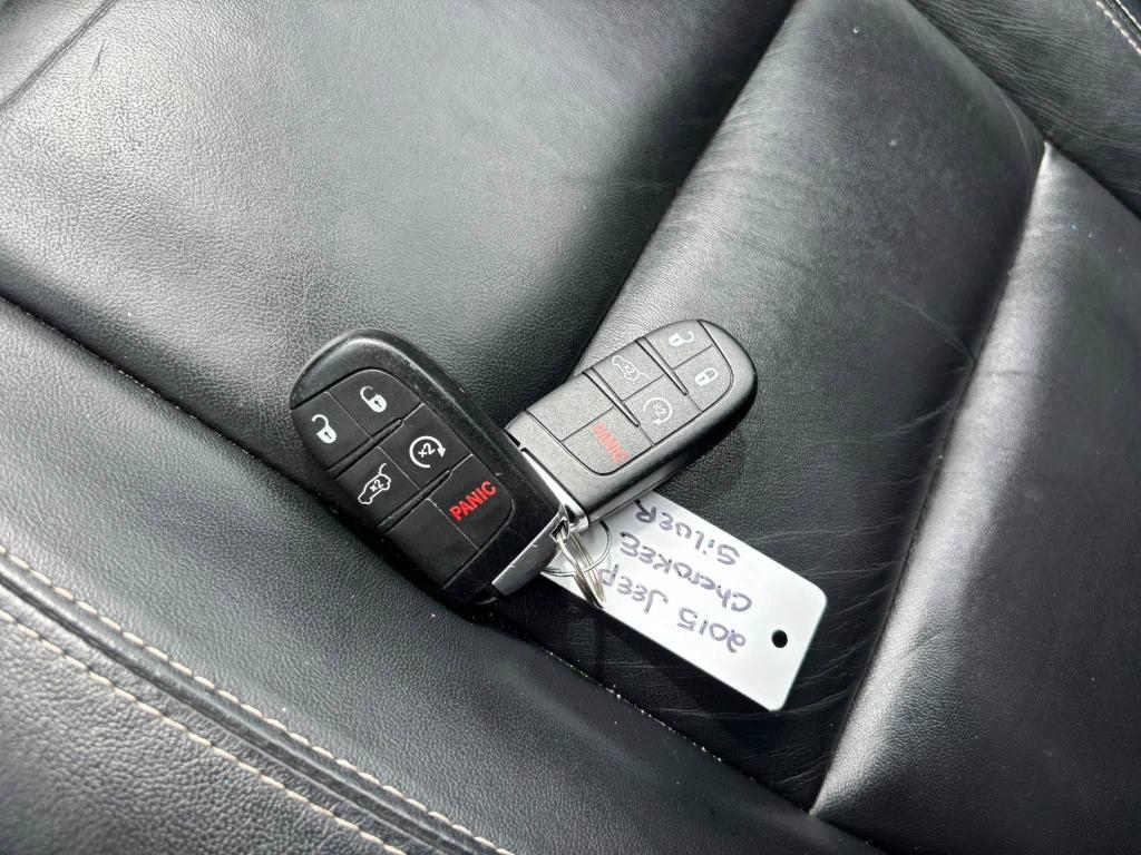2015 Jeep Cherokee - $10,473