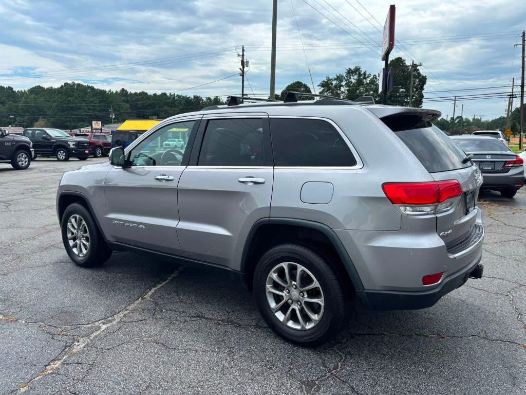 2015 Jeep Cherokee - $10,473